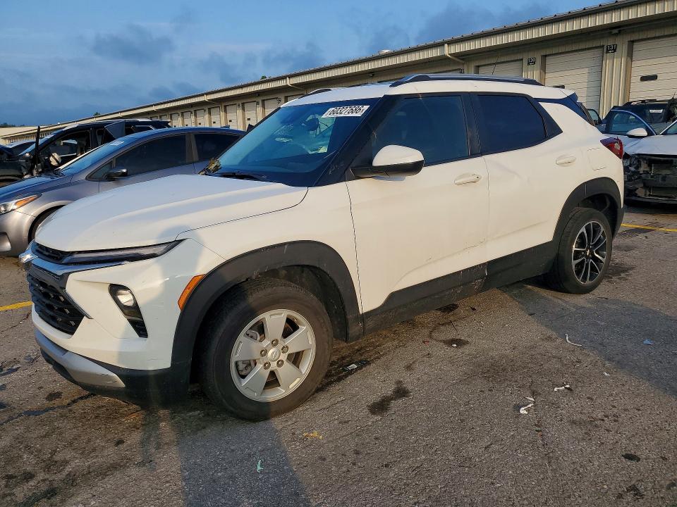 2024 CHEVROLET TRAILBLAZER LT - 1