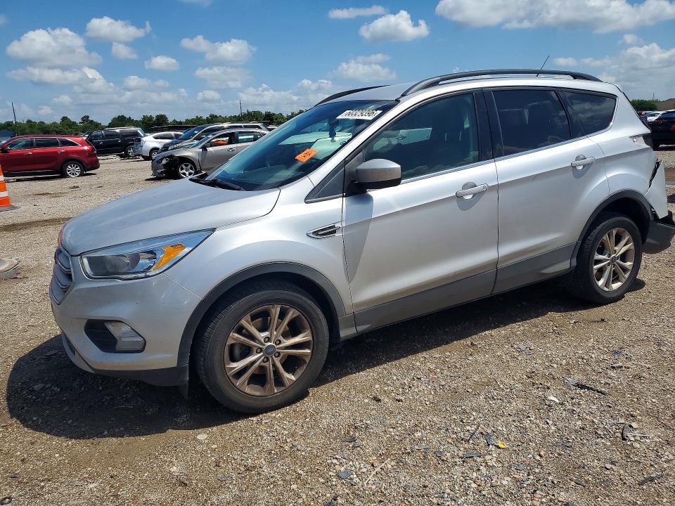 2018 FORD ESCAPE SE - 1