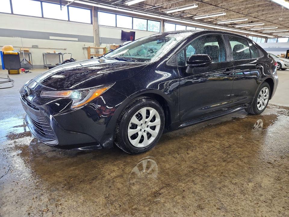 2025 TOYOTA COROLLA LE - 1
