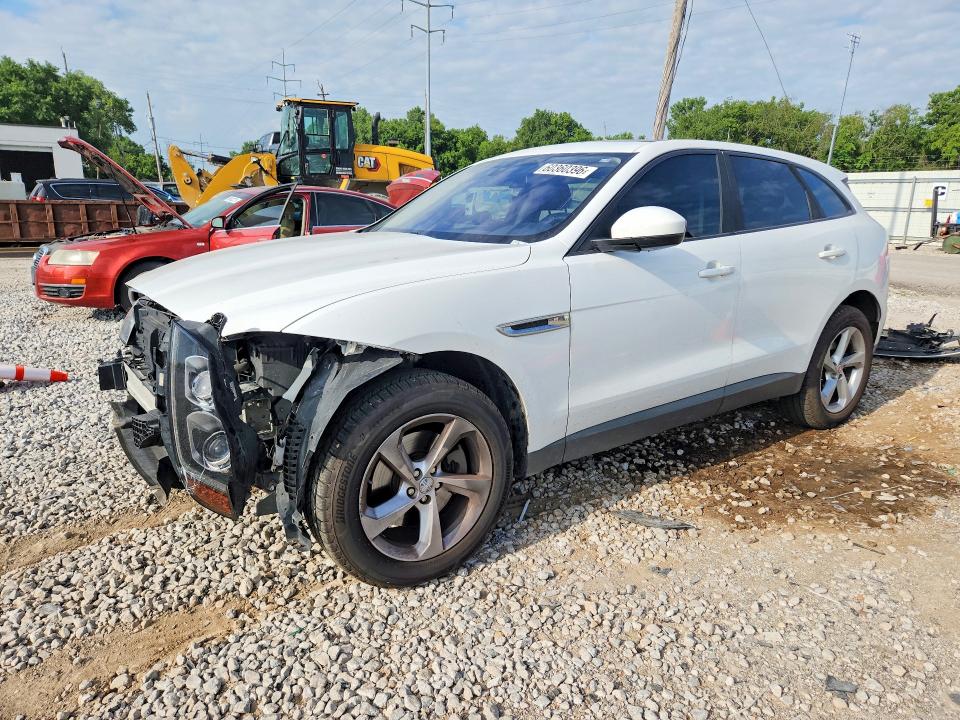 2017 JAGUAR F-PACE PREMIUM - 1