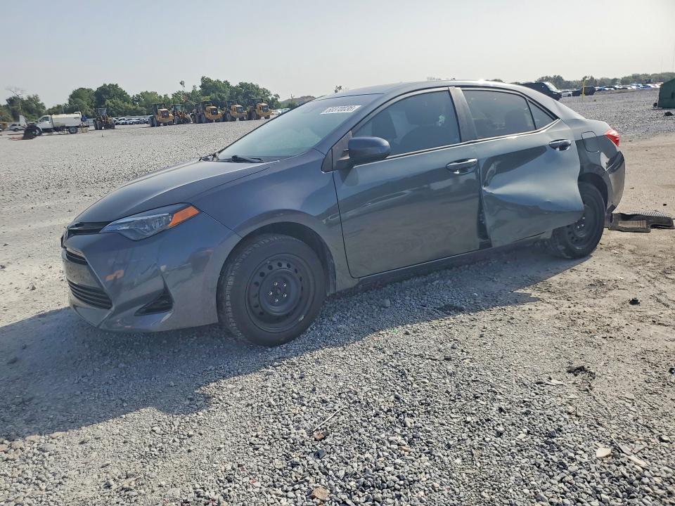 2017 TOYOTA COROLLA LE - 1