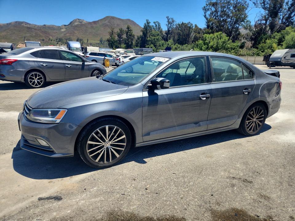 2016 VOLKSWAGEN JETTA SPORT - 1