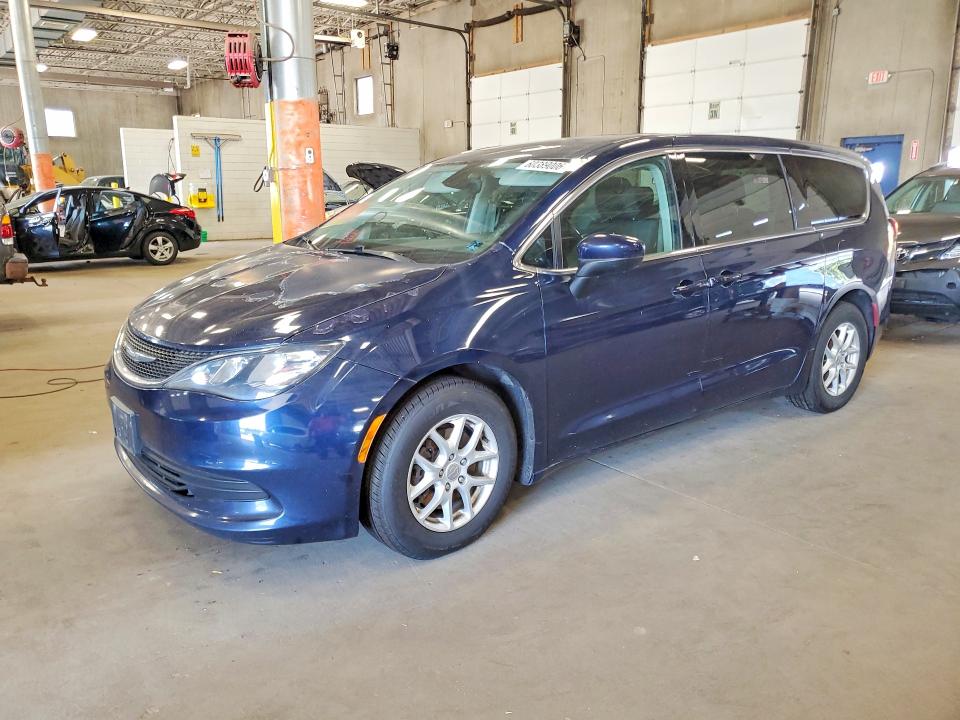 2017 CHRYSLER PACIFICA TOURING - 1