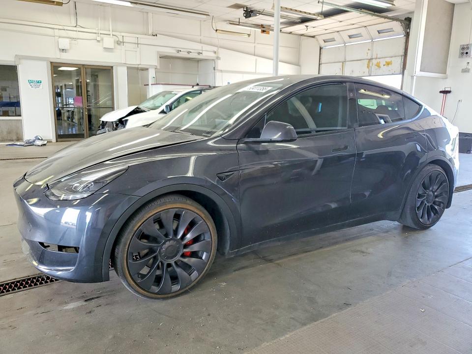 2024 TESLA MODEL Y - 1