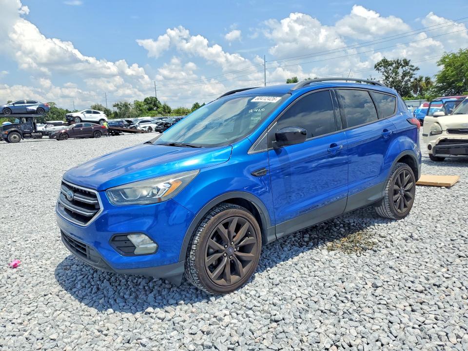 2019 FORD ESCAPE SE - 1