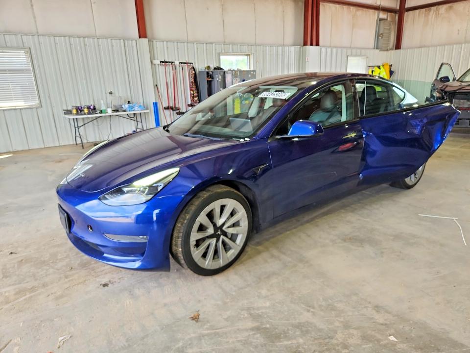 2022 TESLA MODEL 3 - 1