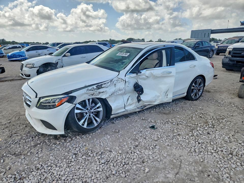 2020 MERCEDES-BENZ C 300 - 1