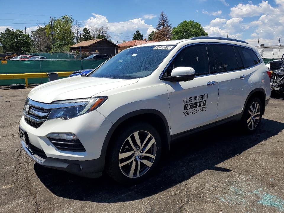 2017 HONDA PILOT TOURING - 1