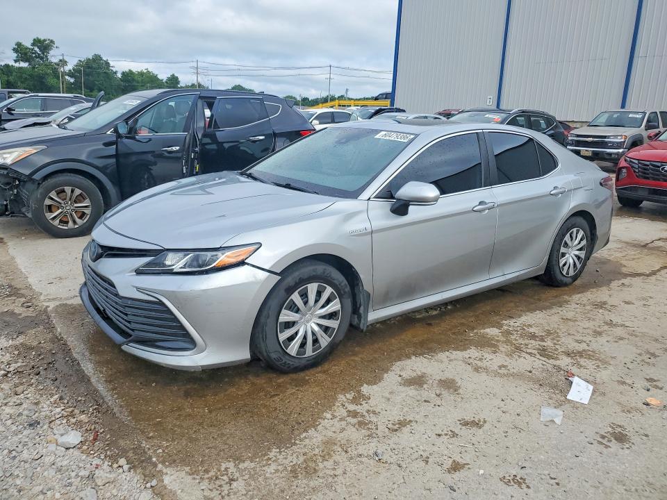 2021 TOYOTA CAMRY LE - 1