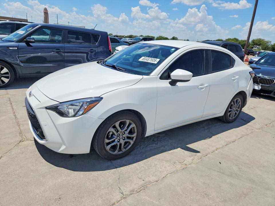 2020 TOYOTA YARIS LE - 1