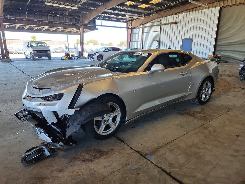 2018 CHEVROLET CAMARO LT - 1