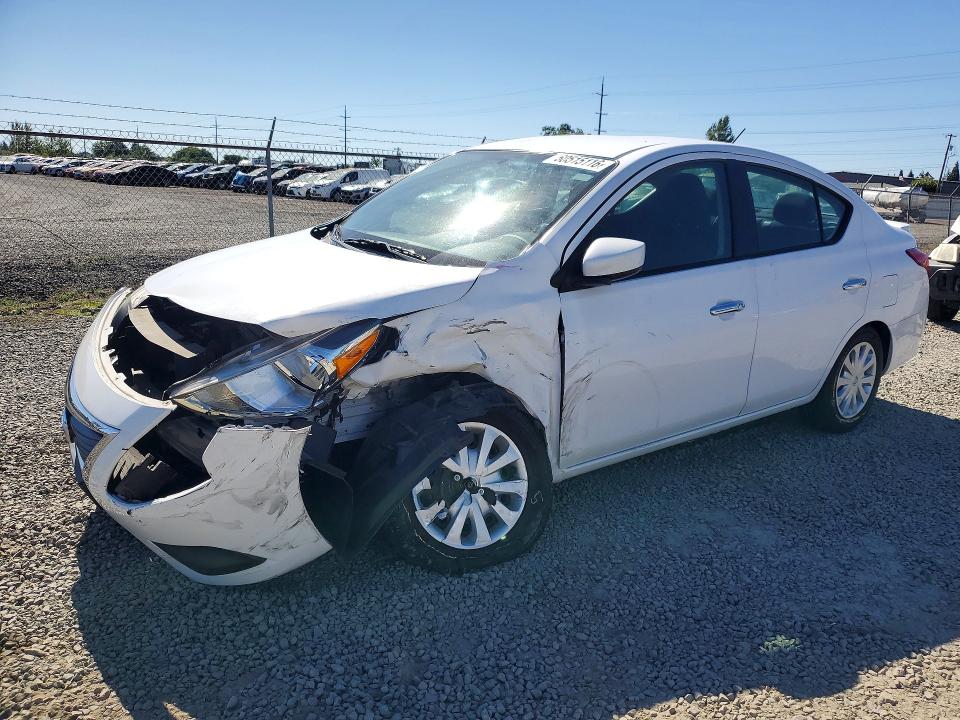 2019 NISSAN VERSA SV - 1
