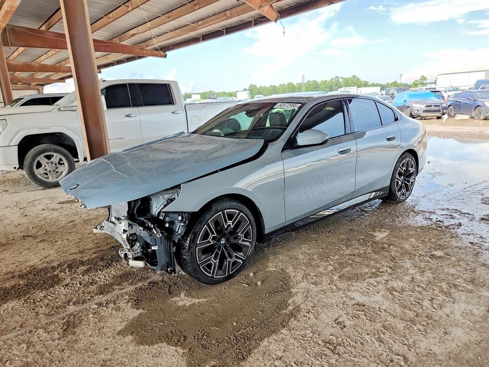 2026 BMW 530 XI - 1