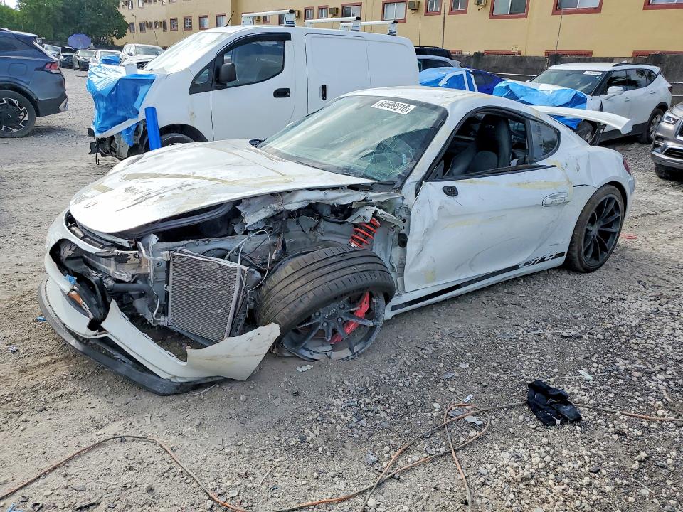 2016 PORSCHE CAYMAN GT4 - 1