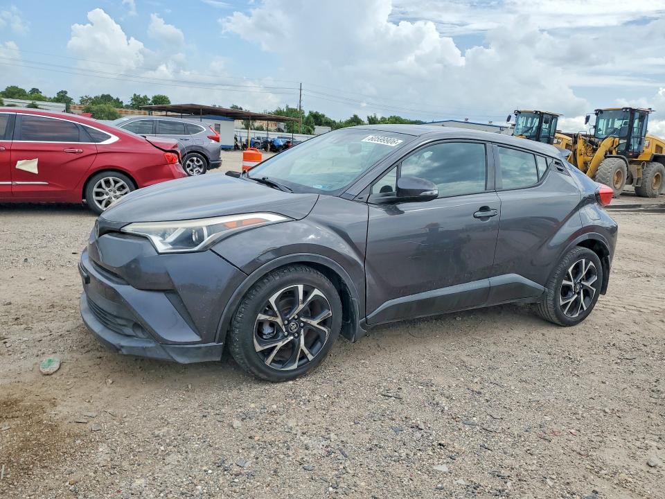 2018 TOYOTA C-HR XLE - 1