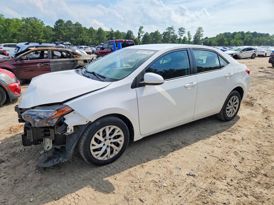 2017 TOYOTA COROLLA LE - 1