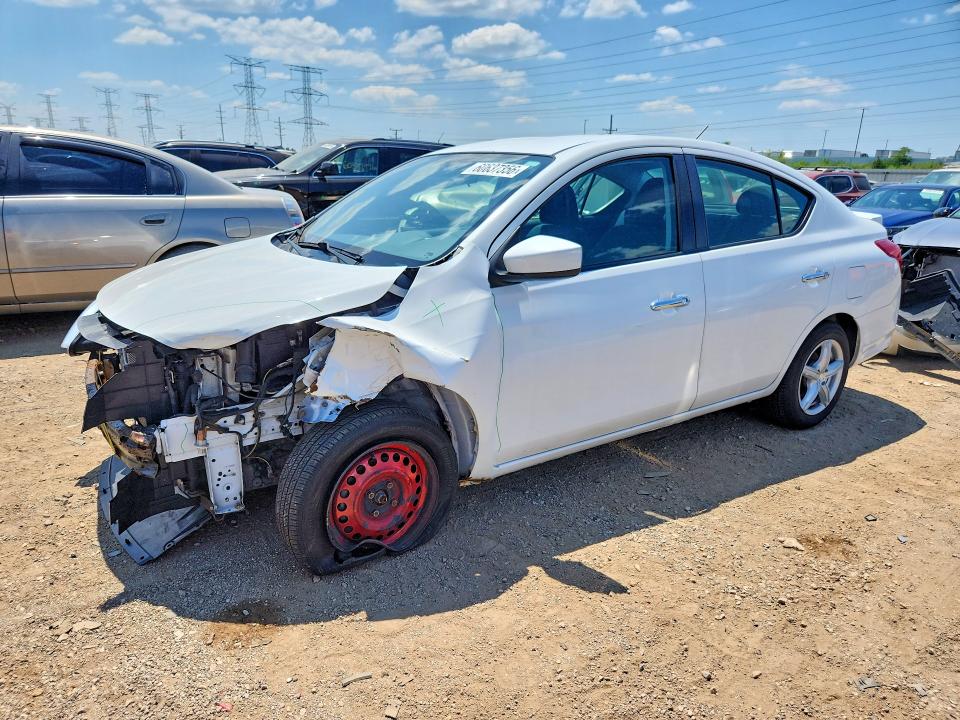 2019 NISSAN VERSA SV - 1