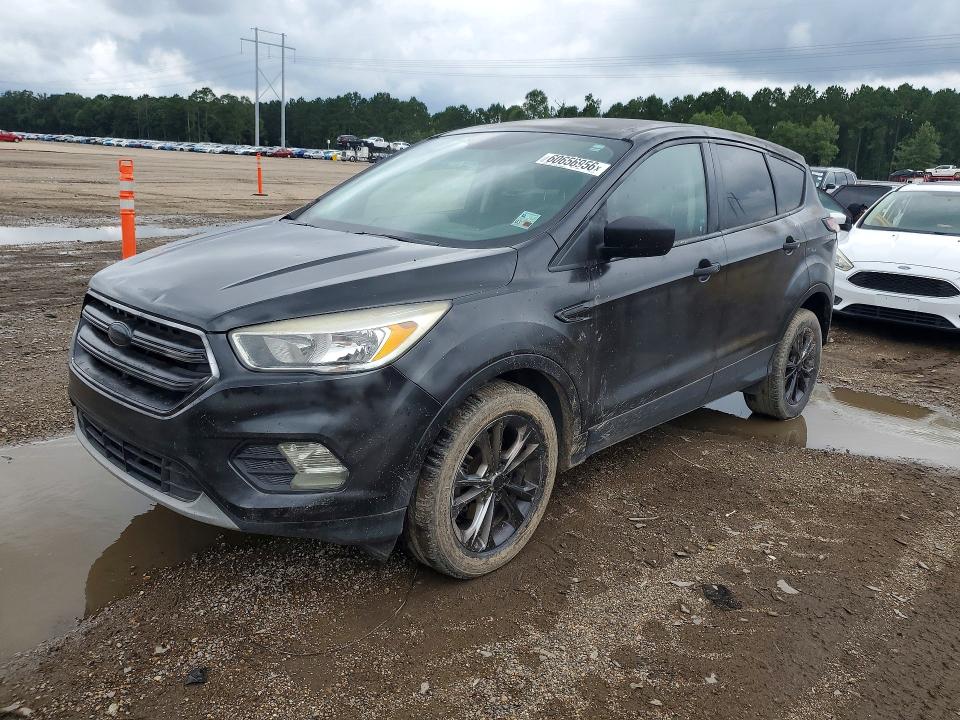 2017 FORD ESCAPE SE - 1