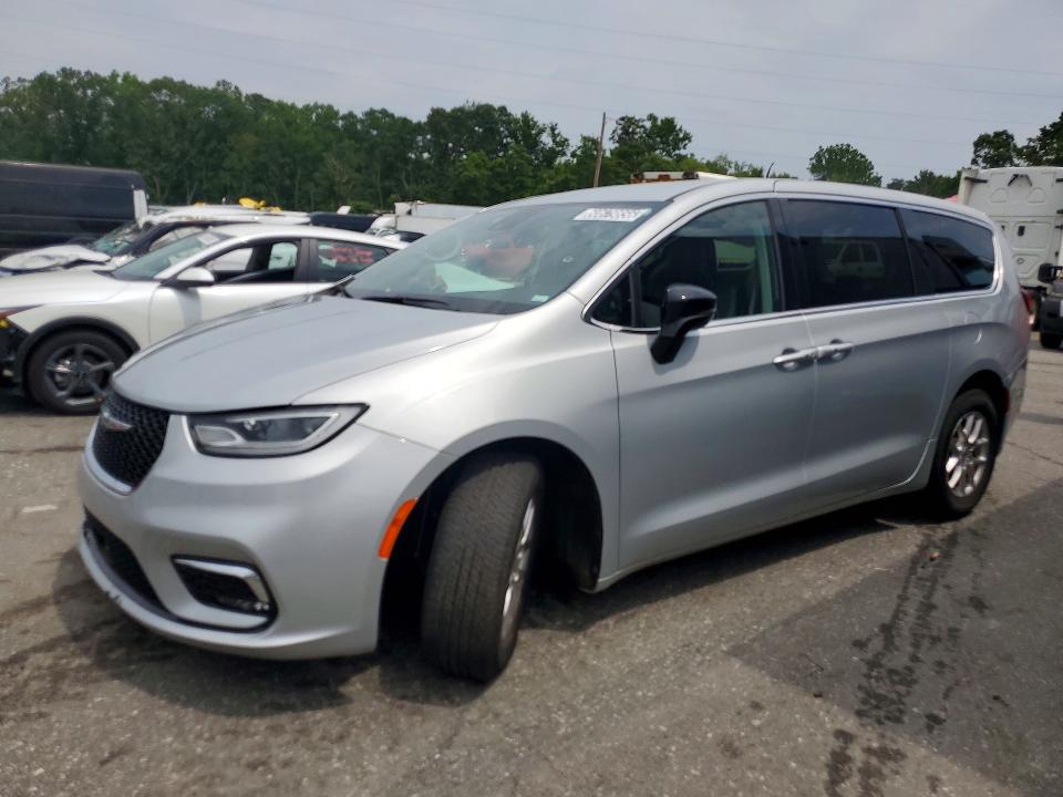 2024 CHRYSLER PACIFICA TOURING L - 1