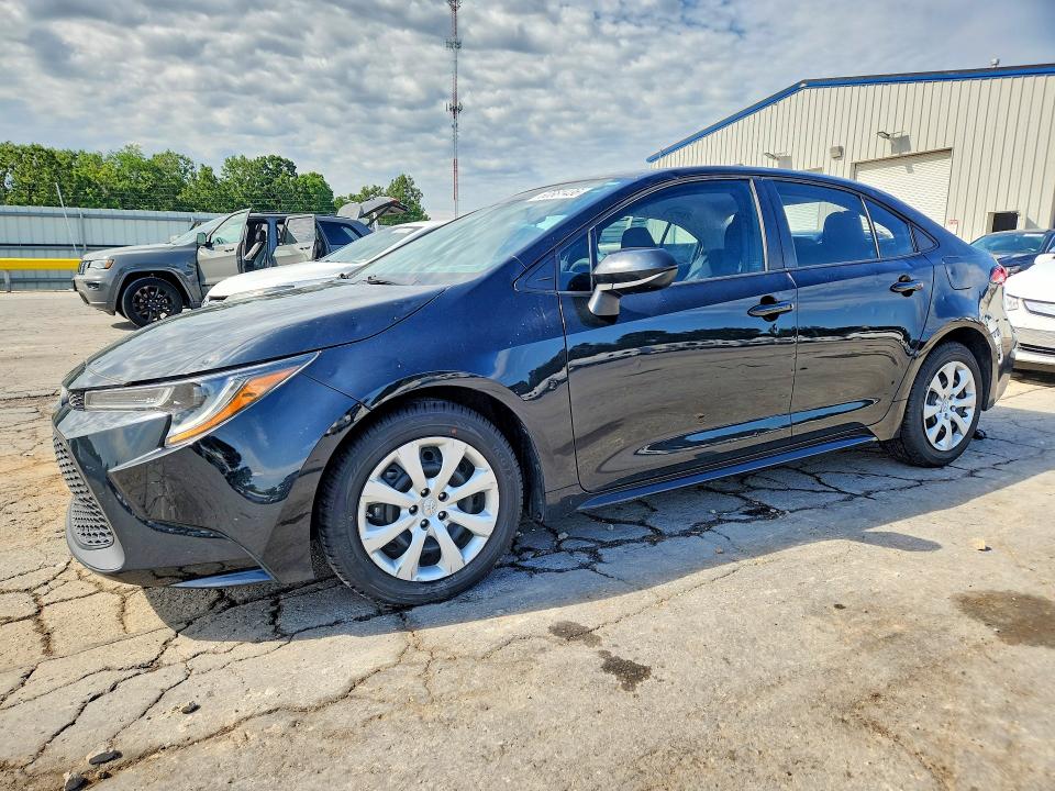 2020 TOYOTA COROLLA LE - 1