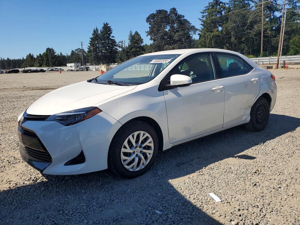 2019 TOYOTA COROLLA LE - 1