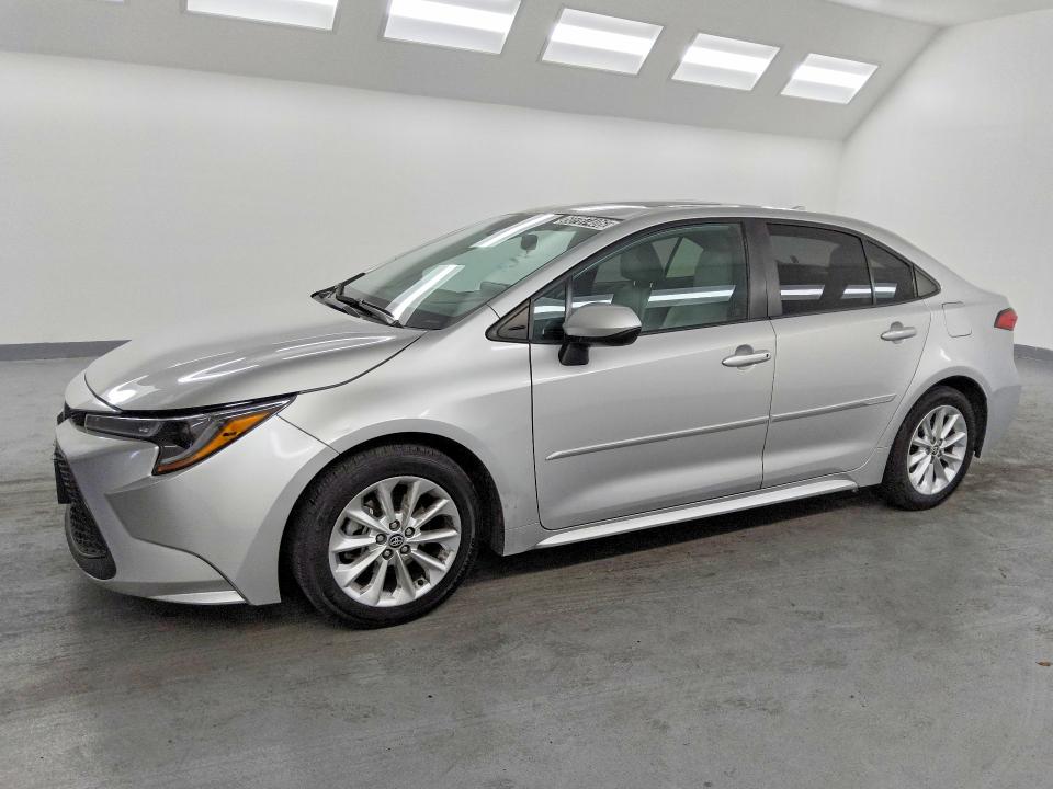 2021 TOYOTA COROLLA LE - 1
