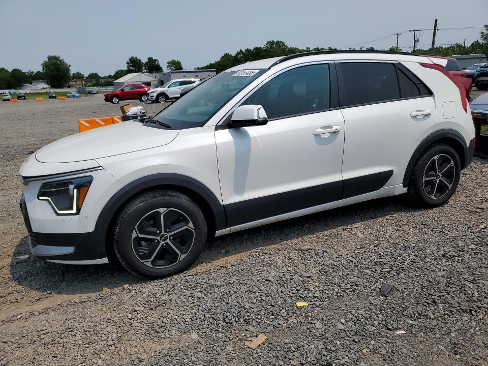 2023 KIA NIRO EX - 1