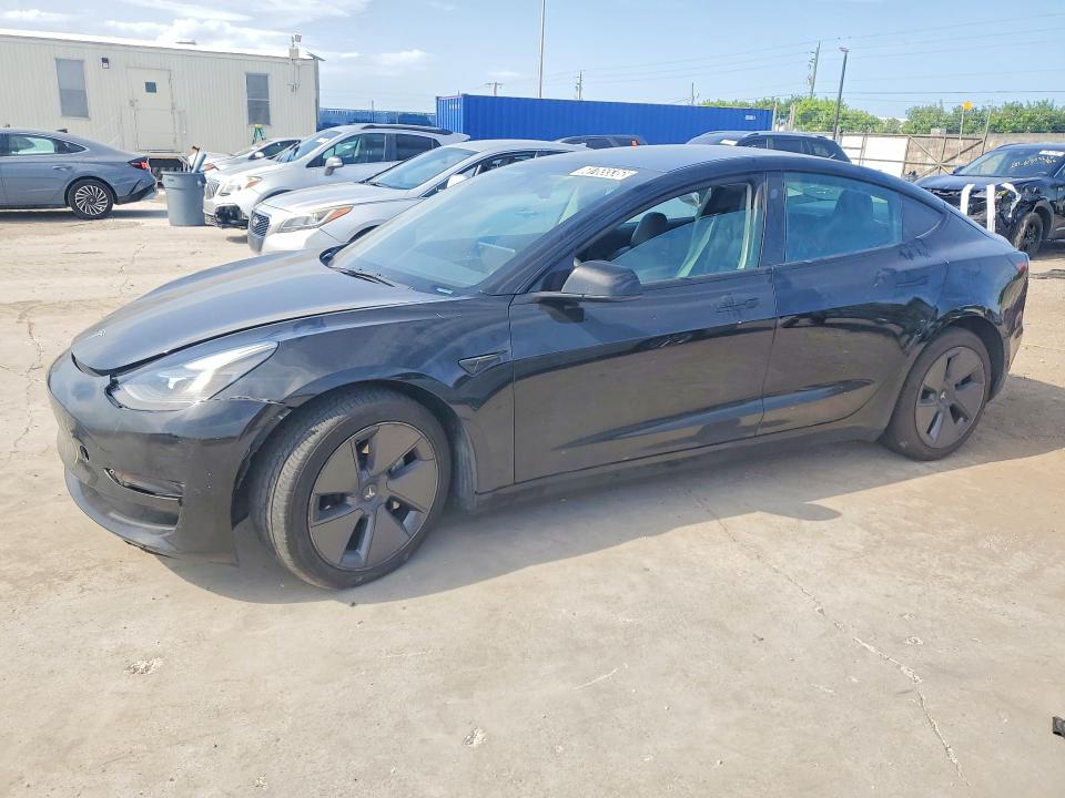 2023 TESLA MODEL 3 - 1