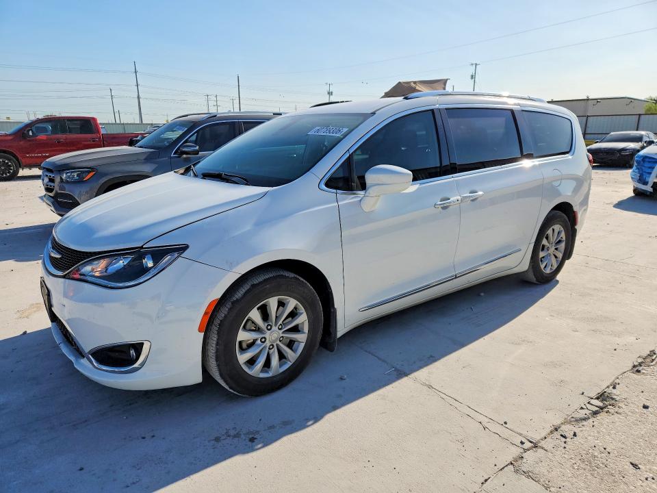 2019 CHRYSLER PACIFICA TOURING L - 1