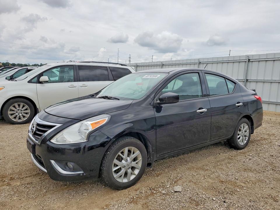 2017 NISSAN VERSA - 1