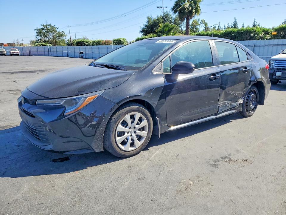 2024 TOYOTA COROLLA LE - 1