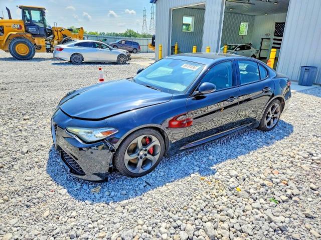 2018 ALFA ROMEO GIULIA - 1