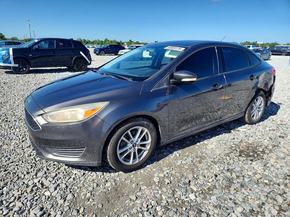 2017 FORD FOCUS SE - 1