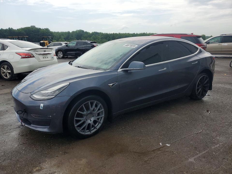 2018 TESLA MODEL 3 - 1