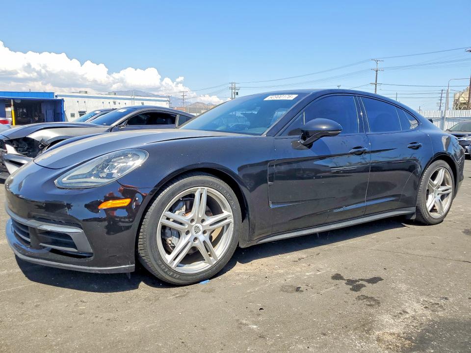 2018 PORSCHE PANAMERA 4 - 1