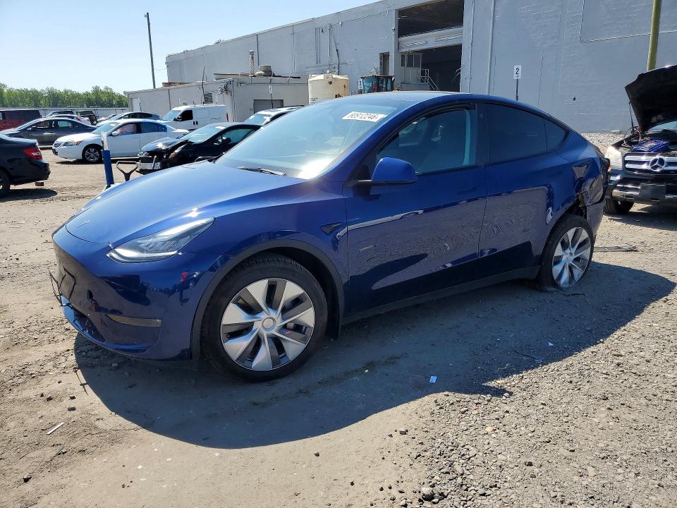 2023 TESLA MODEL Y - 1