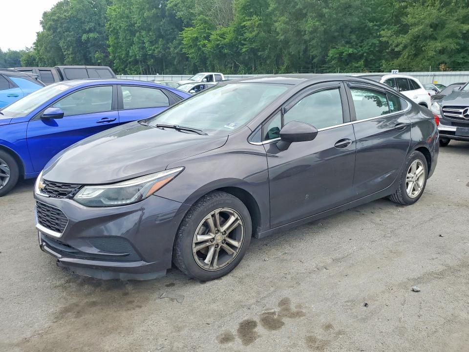 2017 CHEVROLET CRUZE LT - 1