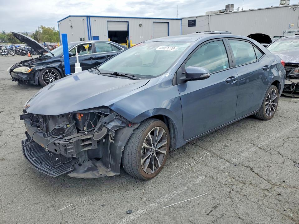 2018 TOYOTA COROLLA SE - 1