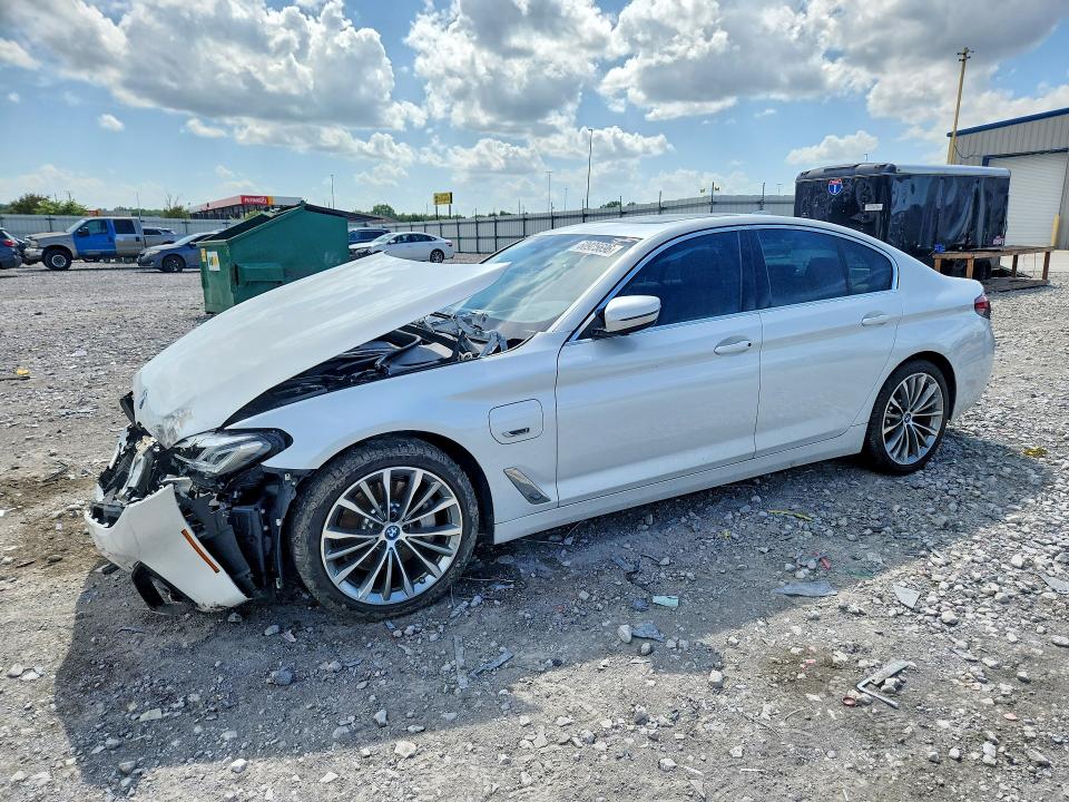 2023 BMW 530XE - 1
