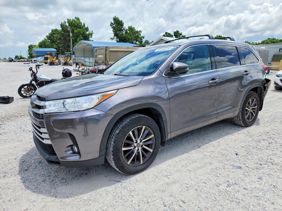 2017 TOYOTA HIGHLANDER XLE - 1