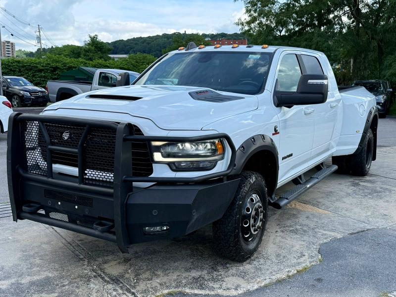 2024 RAM 3500 LARAMIE - 1