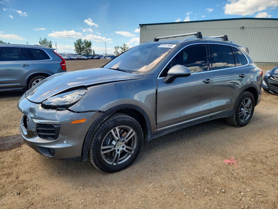 2016 PORSCHE CAYENNE - 1