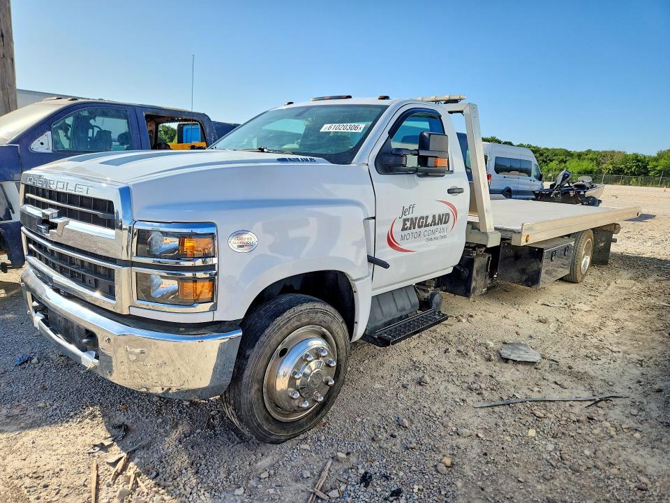 2022 CHEVROLET SILVERADO MEDIUM DUTY - 1
