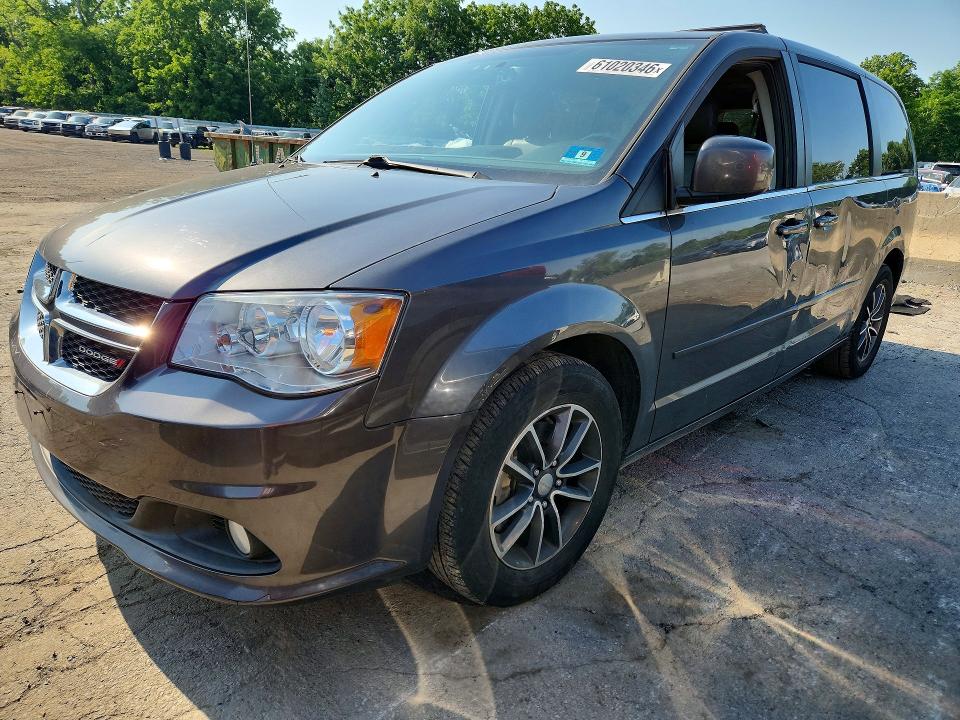 2016 DODGE GRAND CARAVAN SXT - 1