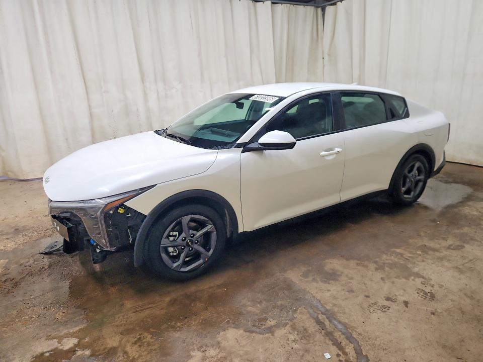 2026 KIA K4 LXS - 1