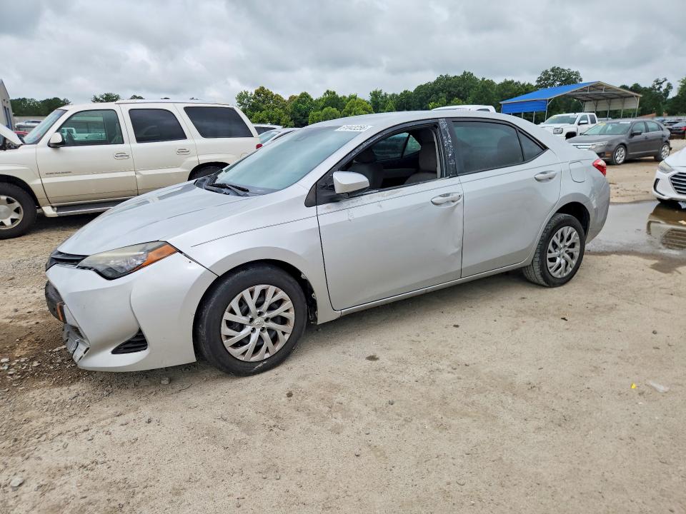 2018 TOYOTA COROLLA LE - 1