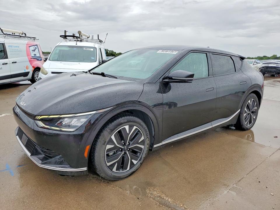 2024 KIA EV6 WIND - 1
