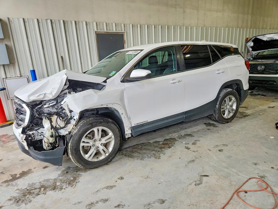 2018 GMC TERRAIN SLE - 1