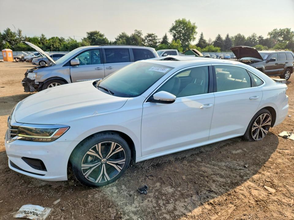 2021 VOLKSWAGEN PASSAT SE - 1