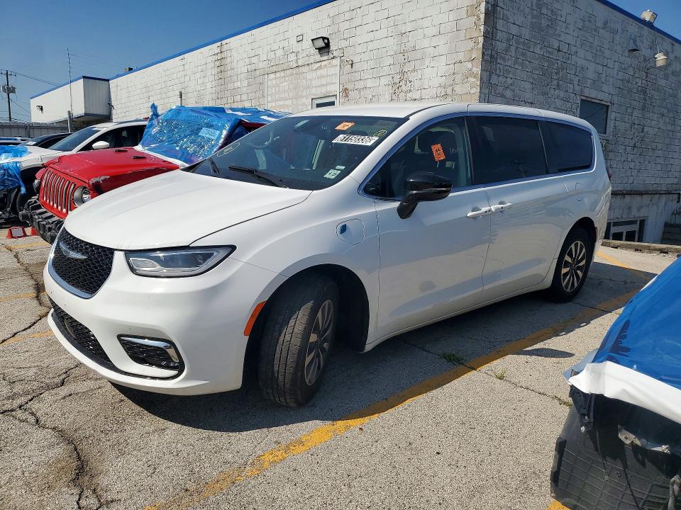 2024 CHRYSLER PACIFICA HYBRID SELECT - 1